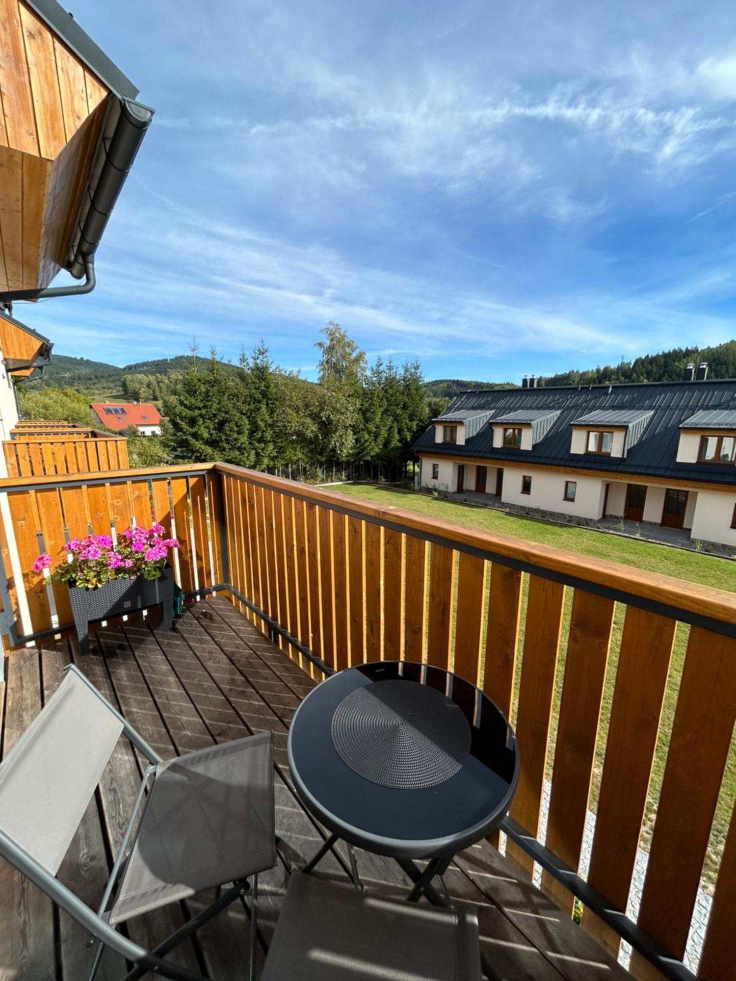 Kasperky Apartamento Kasperske Hory Exterior foto